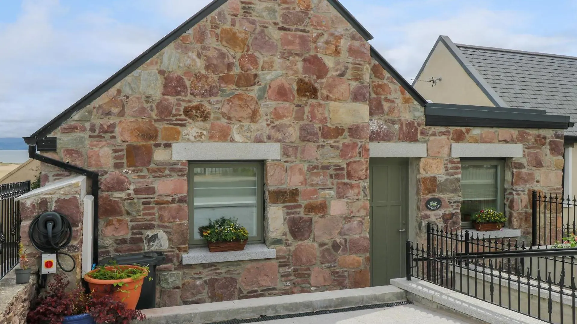 Neds Cottage Westport